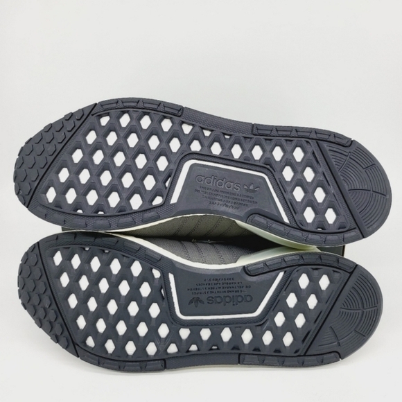 New Adidas Originals NMD_V3 Gore-Tex Men\'s Running Shoes Size 9